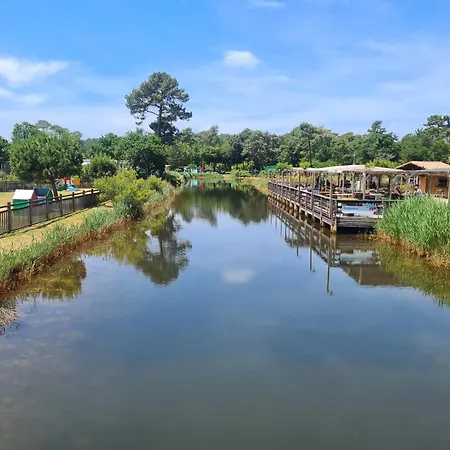 Campsite Mobil Les Viviers Cap Ferret *