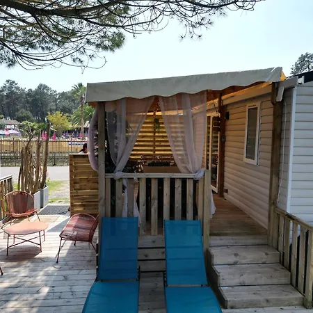 Mobil Les Viviers Cap Ferret Campsite Claouey